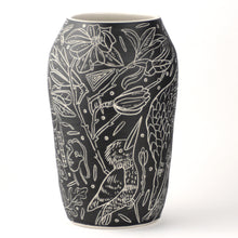 Load image into Gallery viewer, Daffodil Pangolin Vase