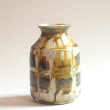 Load image into Gallery viewer, Iron Grid Bud Vase