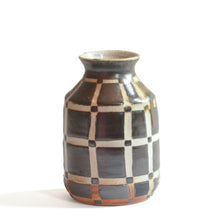 Load image into Gallery viewer, Iron Grid Bud Vase