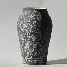 Load image into Gallery viewer, Kangaroo Illustrated Vase