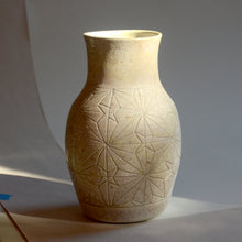 Load image into Gallery viewer, Pink Star Vase