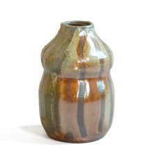 Load image into Gallery viewer, Shino Streak Bottle Vase