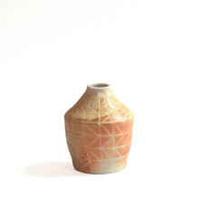 Load image into Gallery viewer, Tiny Flying Geese Vase