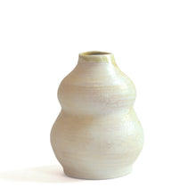 Load image into Gallery viewer, Curvy Light Vase